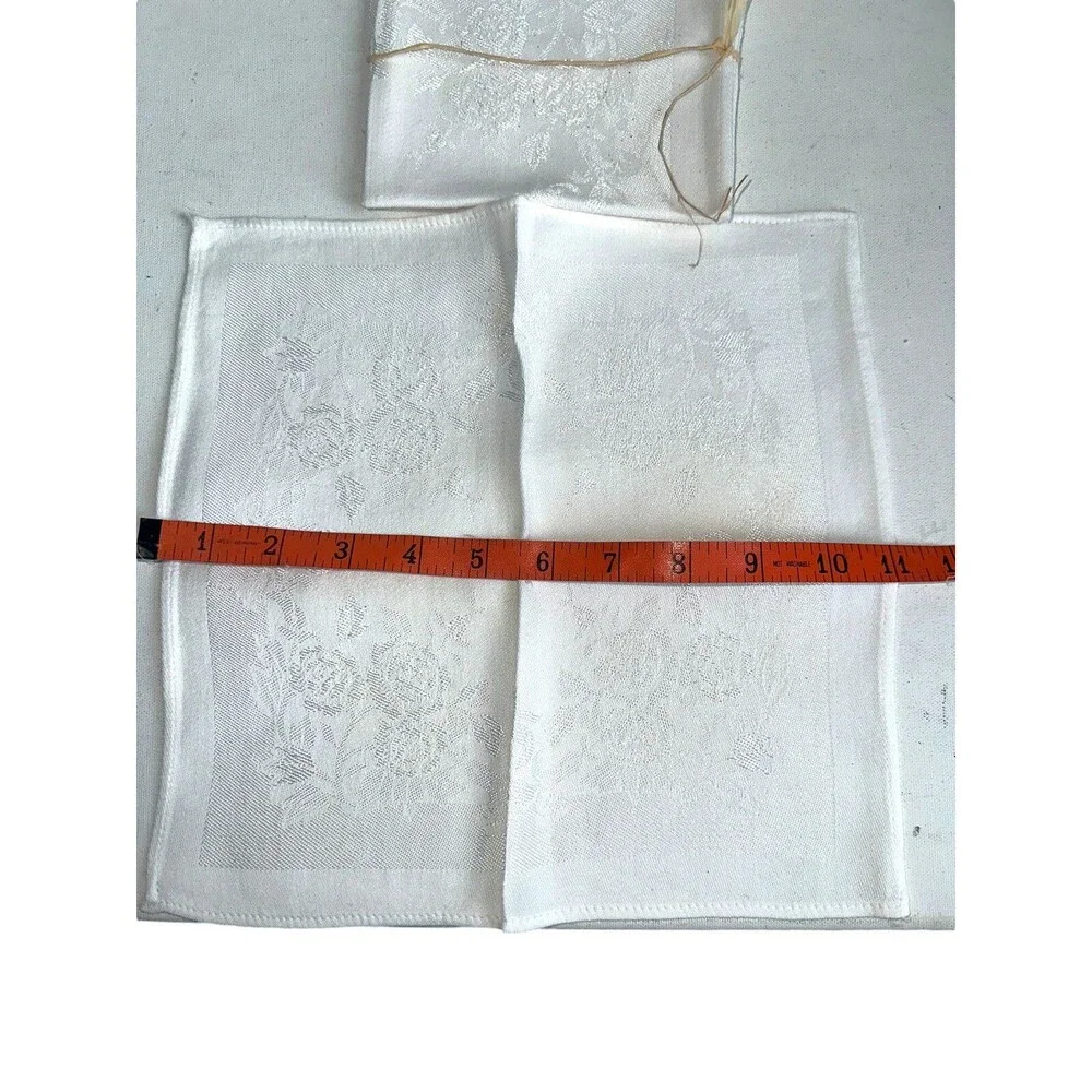 White Damask Linen Napkins Set of 4 Floral Jacquard Formal Dinner Wedding